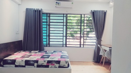 Đi đến slide 1