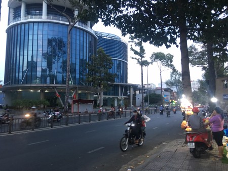 Đi đến slide 3