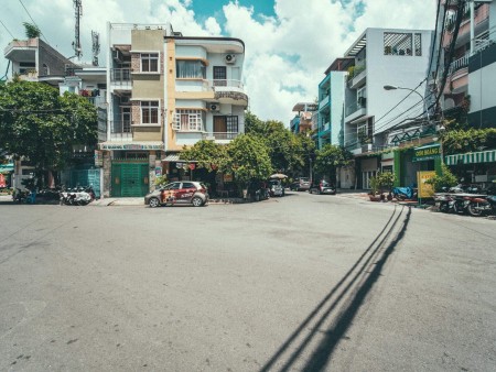 Đi đến slide 1