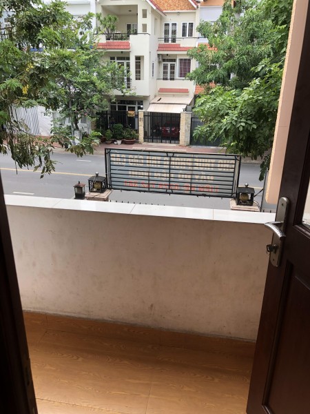 Đi đến slide 8