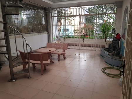 Cho thuê nhà số 3 Nguyễn Chí Thanh, P.9, Q.5