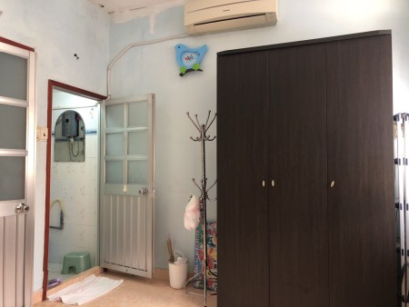 Cho thuê phòng có nội thất bao điện nước hẻm 131A Nguyễn Thị Minh Khai, Q.1, giá 5,5tr/tháng