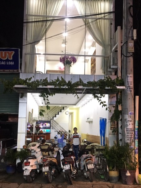 Chính chủ cần sang lại Quán Cafe 1 lầu Mặt tiền Dương Đình Hội, Q.9 Mr Cường