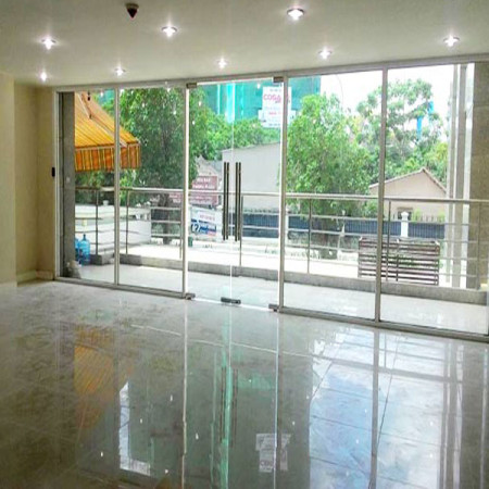 Cho thuê mặt bằng mặt tiền đường Tô Ngọc Vân