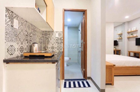 Cho thuê căn hộ 25m2 Đề Thám, Quận 1- Siêu mới, siêu đẹp