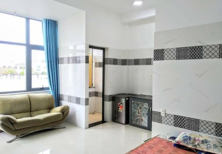 Phòng cao cấp giá vừa phải tại Tân Bình