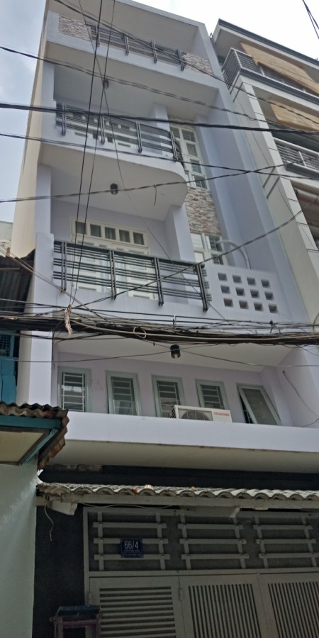 Cho thuê nhà mới nguyên căn 4 lầu 4x10 hẻm 8m số 66/4 Hùng Vương, P.1, Q.10