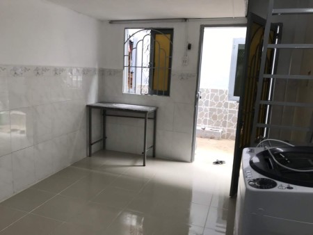 Phòng trọ gần ĐH Hutech, Ngoại Thương giá rẻ