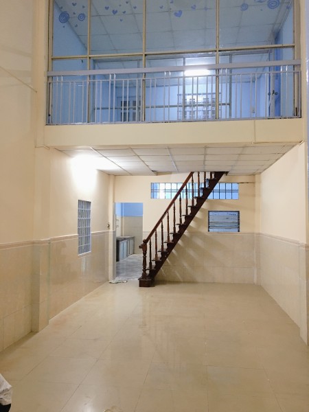 Cho thuê nhà nguyên căn 5m* 20m