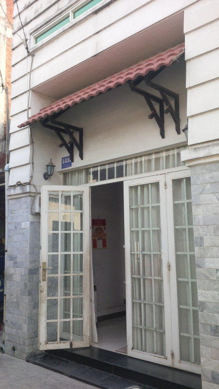 Cần cho thuê nguyên căn nhà diện tích sàn 70 m2, gần trường đại học Nguyễn Tất Thành, các ngã tư bình phước 1 km...