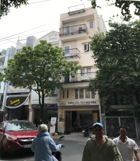 Phòng thuê căn hộ cao cấp giảm giá, mặt tiền đường Núi Thành, gần Etown Cộng Hòa, gần bệnh viện Mỹ Đức
