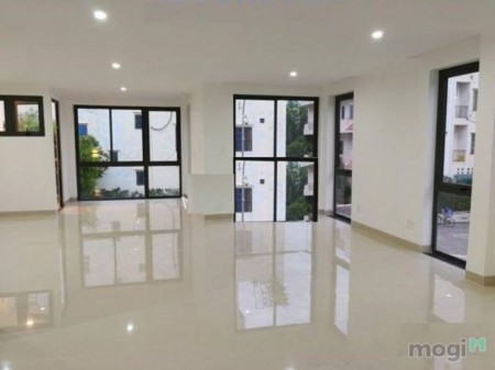 MẶT BẰNG 300M2 CHO THUÊ PHƯỜNG TÂN HƯNG, QUẬN 7