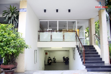 Đi đến slide 4