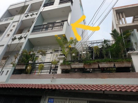 Cho thuê phòng 33m2 trong nhà nguyên căn tại Văn Chung, P.13, Q.Tân Bình. Giá 6tr/tháng