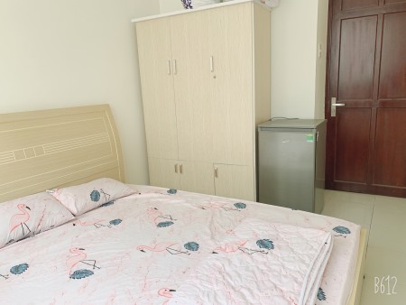 Phòng trọ nữ 12m2 Võ Văn Kiệt, Q1