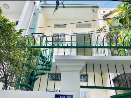Cho thuê tầng 1 40m2 trong nhà nguyên căn có 2pn tại Điện Biện Phủ P15 Q Bình Thạnh giá 7tr/th
