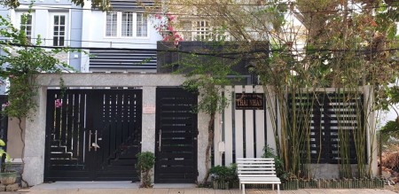 PHÒNG MỚI-GIỜ GIẤC TỰ DO- ANH NINH- QUẬN 7