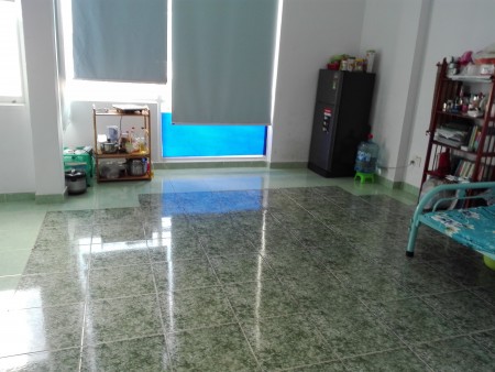 Tìm 1 bạn nữ ở ghép 1350k/nguoi
