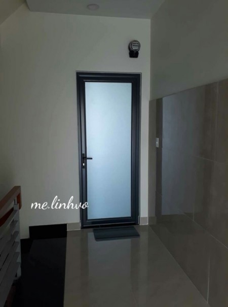 Phòng trọ mới xây, trung tâm quận 3, 18m2
