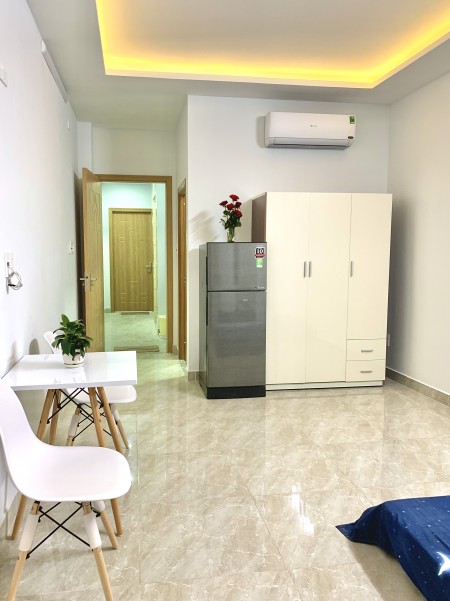 [Mới xây] Phòng trọ 30m2 có nội thất & ban công, @CV Lê Thị Riêng, Quận 10-Tân Bình