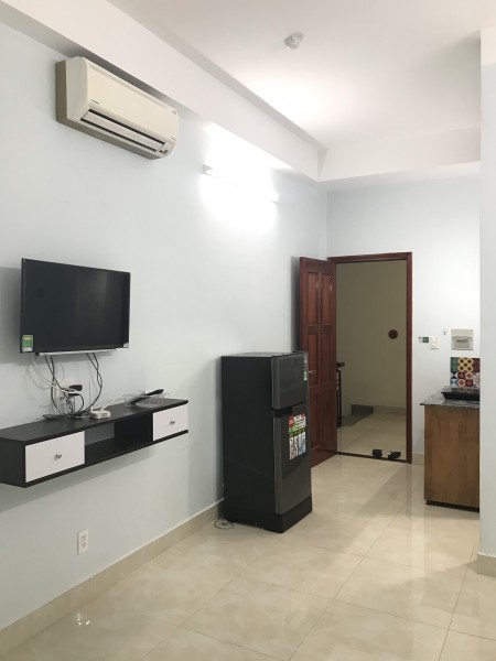 Cho thuê căn hộ mini full nội thất đường Nguyễn Hữu Cảnh đối diện Landmark 81