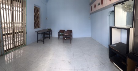 Cho thuê căn hộ 60m2 có lửng 1pn 1wc mặt tiền 614 Điện Biên Phủ, P.11, Q.10. Giá 5tr/tháng