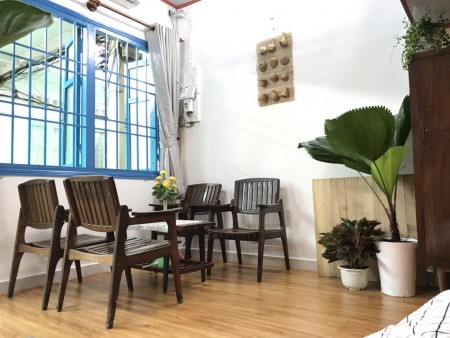 Cho thuê chung cư Quận 1 đối diện bộ công an. Giá 5 triệu/ tháng