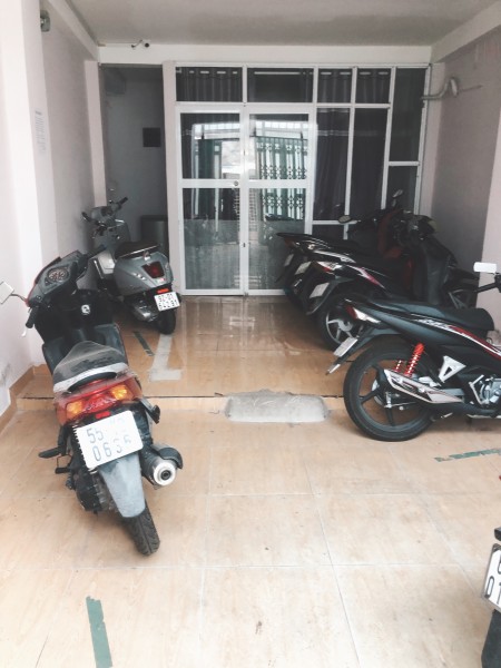 Tìm 1 bạn nữ ở ghép đường Đinh Tiên Hoàng, Bình Thạnh
