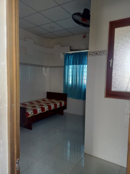 Cho thuê phòng trọ mặt tiền Nguyễn văn quá, Quận12