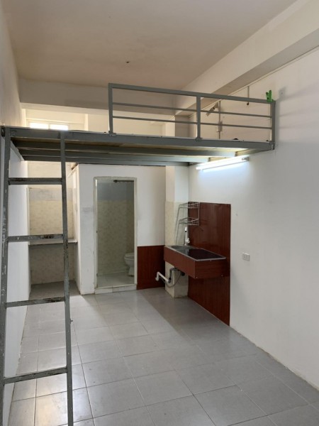 Phòng trọ giá siêu rẻ, Có gác – máy lạnh , ngay Etown