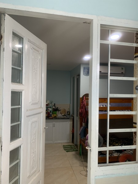 Tìm nữ ở ghép, do bạn cùng phòng chuyển gấp nên mình cần tìm bạn nữ ở ghép share tiền phòng