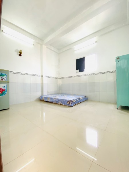 Phòng Q1 Full Nội Thất 18m2, Free Dịch Vụ, COVID giảm giá lì xì 500.000đ