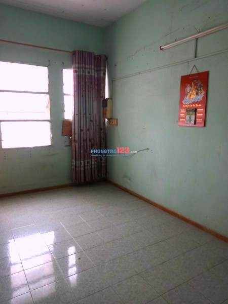 Căn hộ trung tâm Q1, đủ tiện nghi, 5tr/tháng.