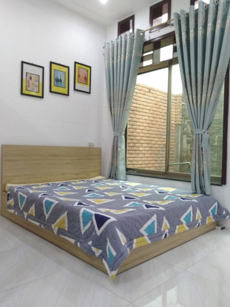 Cho thuê phòng studio 40m2 ĐĐTN ở Bạch Đằng ngay sát Hàng Xanh