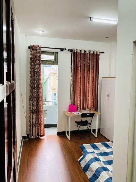 Phòng Ban Công + Cửa Sổ giá chỉ 3tr9 ngay CMT.8 Quận 3