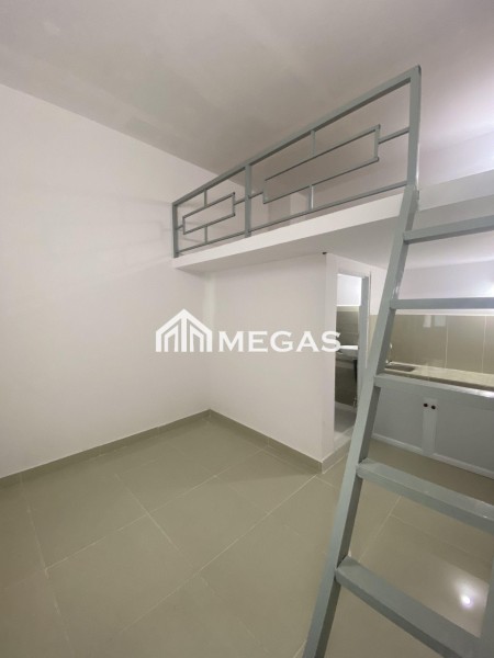 Phòng mới xây ngay Trường Chinh-Cầu Vượt Hoàng Hoa thám có máy lạnh giá rẻ