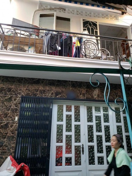 Cho thuê Nhà Nguyên Căn đường Đoàn Văn Bơ quận 4 1Trệt 1Lầu 6T