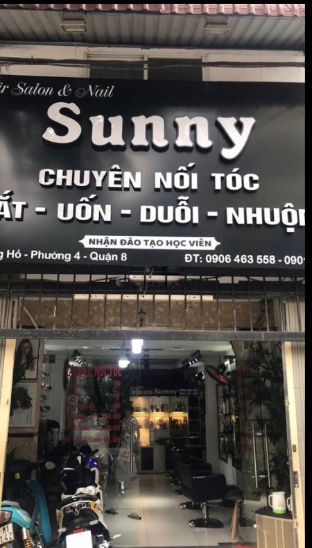 Sang mặt bằng kinh doanh 50m2 mặt tiền đường Đông Hồ P4 Q8