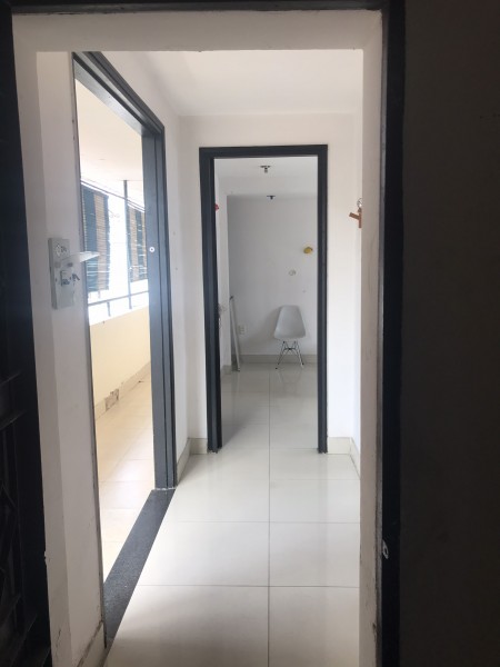 Cần cho thuê căn hộ Quận 1, Tầng 5, Thoáng mát, sạch sẽ, riêng tư, giờ giấc không ràng buộc