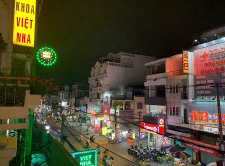 Đi đến slide 8