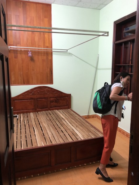Nhà nguyên căn kế bên ngã 3 Lò Lu Lã Xuân Oai