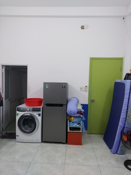 Tìm bạn nữ ở ghép. Trọn gói 1.300.000