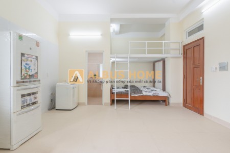Căn hộ giá rẻ gần Cầu Tham Lương - 4tr3 - Đẹp, tiện nghi, có bãi xe ô tô