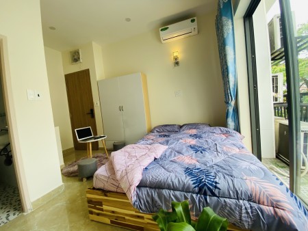 Phòng Ban công thoáng mát ở Phú Nhuận