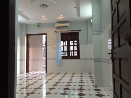 Phòng Vip Bình Giã, P.13, Tân Bình, 28m2, máy lạnh, ban công, wc riêng, máy giặt,... giá rẻ