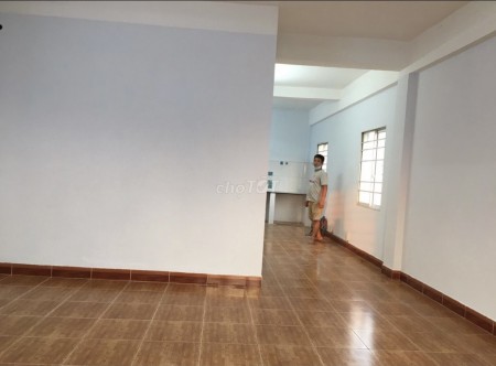 Chính chủ cho thuê căn hộ Nguyễn Khoái Q4 57m2 1pn và 1pk giá 6,2tr/th