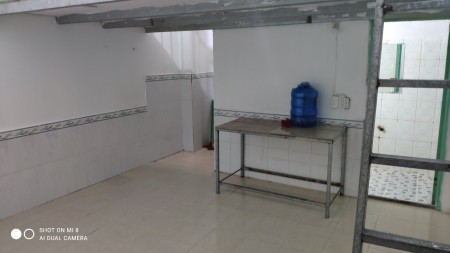 Phòng chính chủ giờ tự do đường Nơ Trang Long