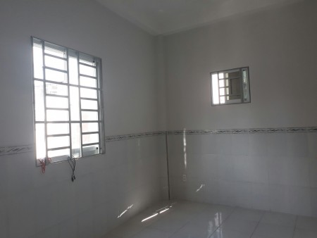 Phòng Lê Văn Huân đối diện Etow 18m2, 2,5tr, Tân Bình