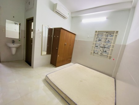 Full nội thất giá cực rẻ 430/26 Đường Điện Biên Phủ gần ngã 4 hàng xanh