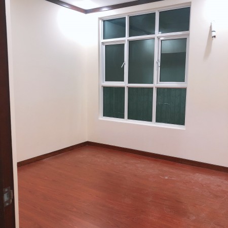 Cho thuê phòng trọ trong chung Hoàng Anh Thanh Bình, 18m2, giá thuê 3 triệu/tháng